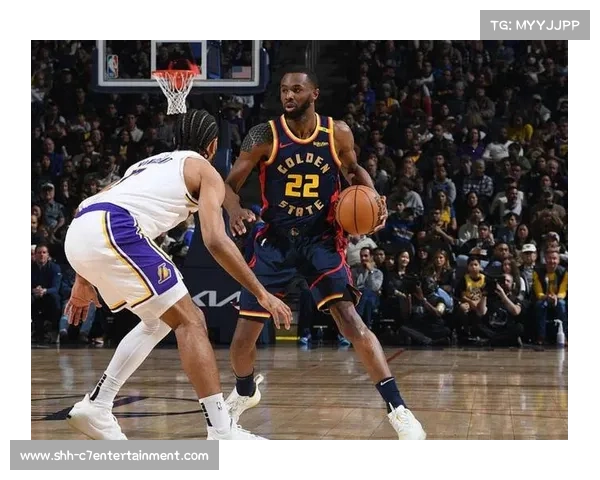 NBA夏季联赛精彩回顾 新星崭露头角激战正酣 NBA夏季联赛精彩回顾 新星崭露头角激战正酣